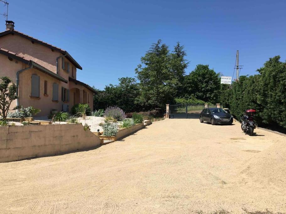 Appartement 55M2 En Beaujolais & Enedis A 15 Min Saint-Germain-Nuelles Екстериор снимка